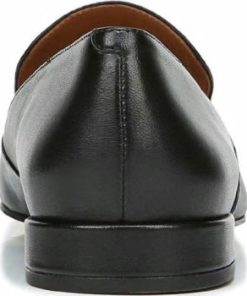 Thewardroberefresh.shop6232b58130 6