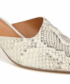 Thewardroberefresh.shop831e86ffb4 1