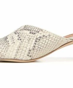 Thewardroberefresh.shop831e86ffb4 5