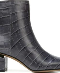 Thewardroberefresh.shopcf7d634d99 3