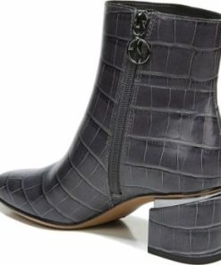Thewardroberefresh.shopcf7d634d99 9