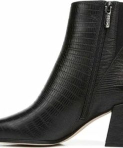 Thewardroberefresh.shope52f06af92 3
