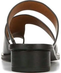 Thewardroberefresh.shope63dac2dc6 6