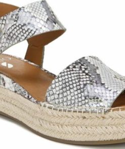 Thewardroberefresh.shopf8deb3f3ea 1